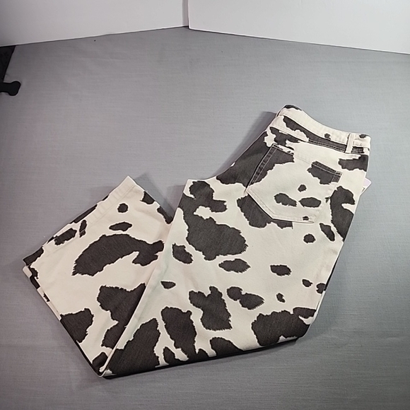 Cow Print Brown & Cream Women’s Trendy Western Denim Baggy Jeans Size L - Picture 2 of 4